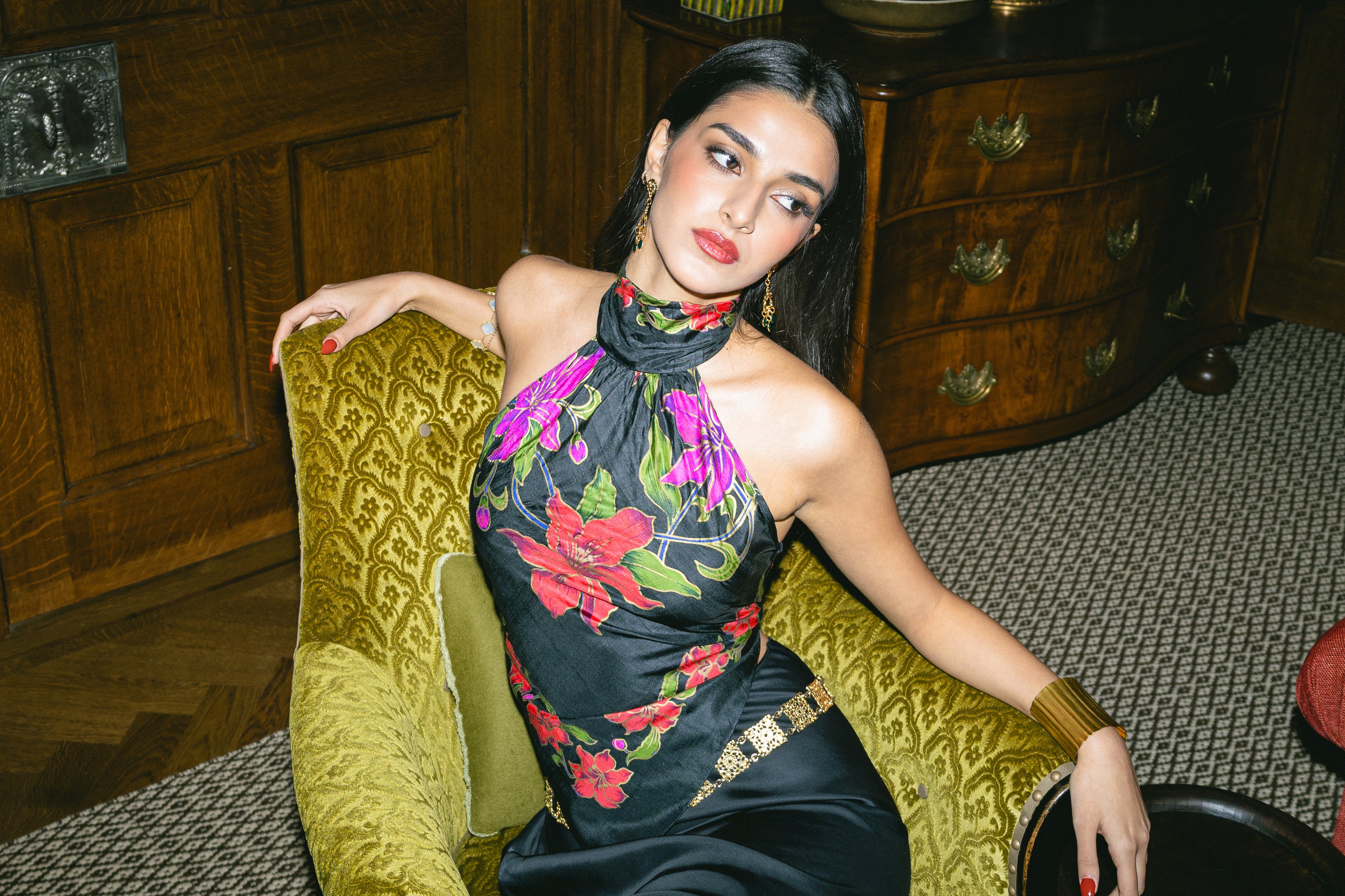 Anya Top