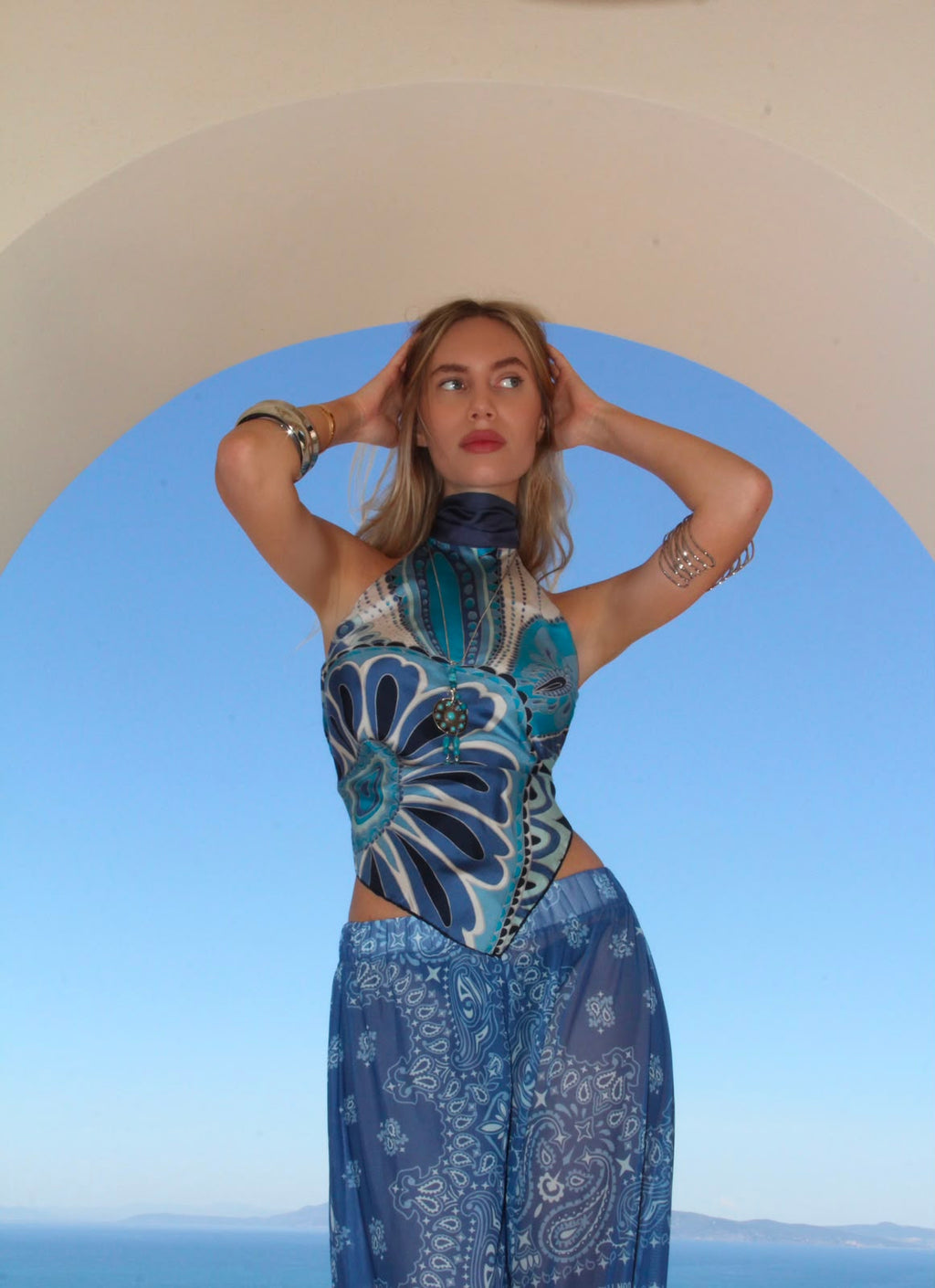 The Aliki Top